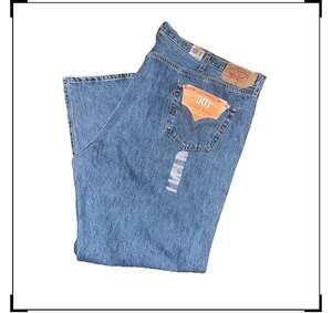 Levis 501 Original Fit Mens Big & Tall Jeans 56x32 Medium Wash Blue Button Fly